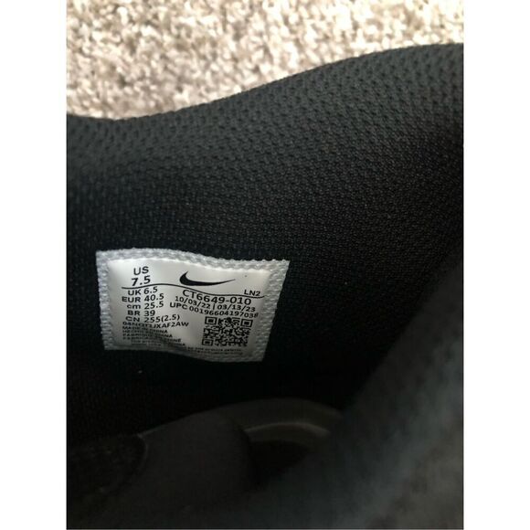 Nike Men's Alpha Menance Pro 3 Football Cleats Men's Size 7.5 - Picture 7 of 7